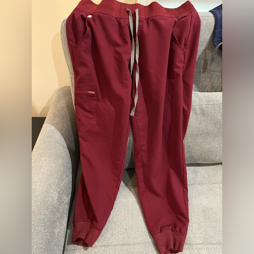 Figs jogger scrub pants
